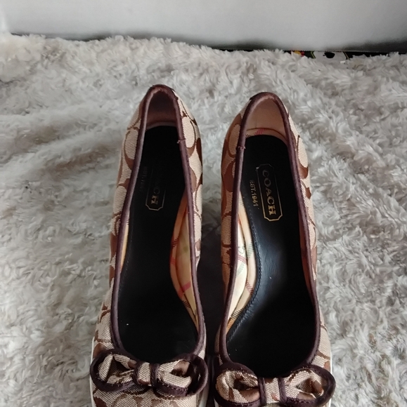 Coach. Brown Wedge Shoes Size 8m Style#F0007/J07 - Picture 8 of 9